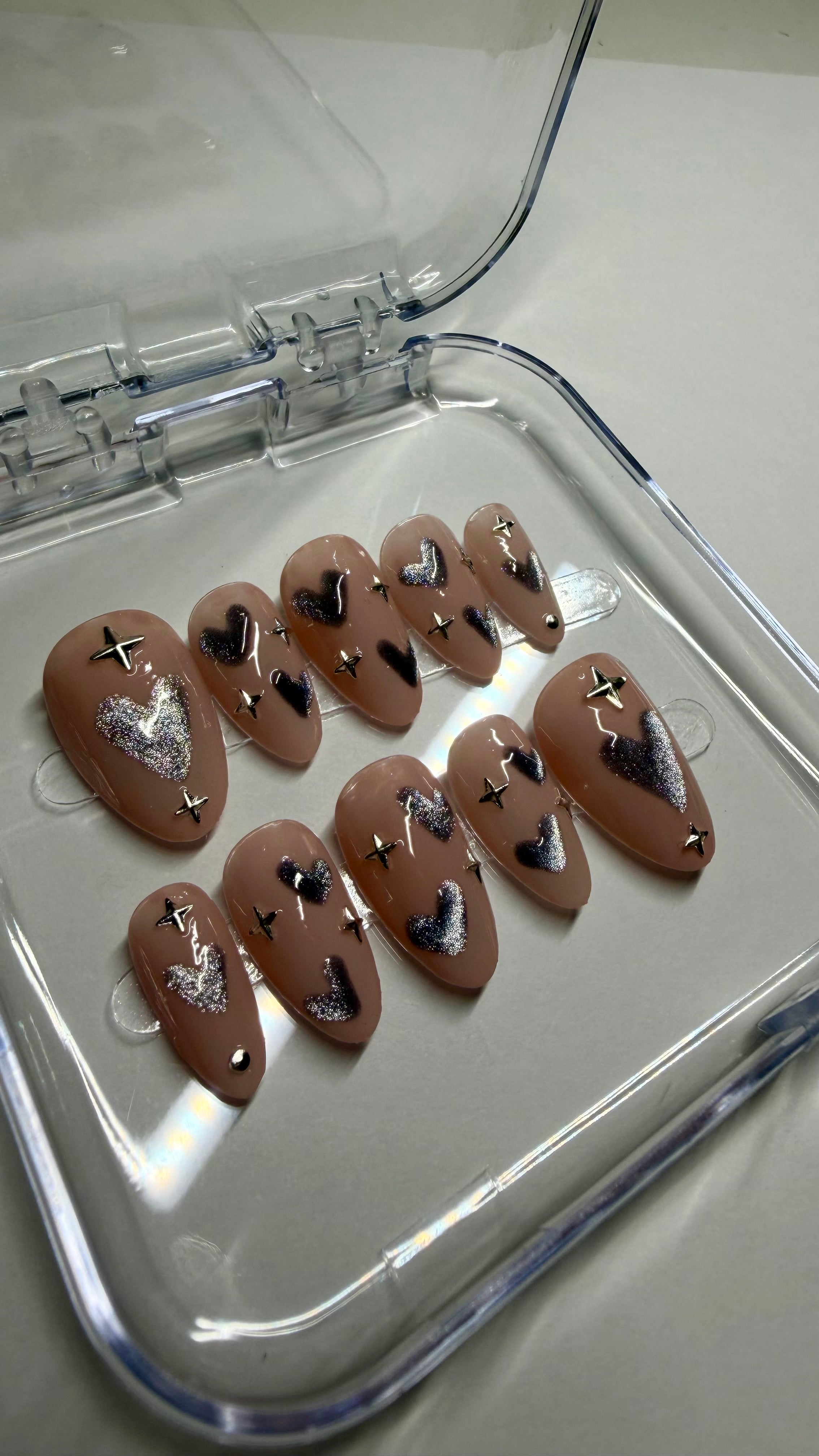 Handmade Cat-Eye Heart Design With Stars Press-on Nails